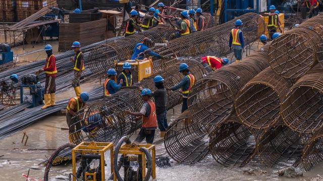 Construction in central Jakarta near Jalan Sudirman. Photo credit: Asian Development Bank.